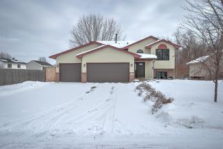 1220 10th Avenue SE, Cambridge, MN 55008