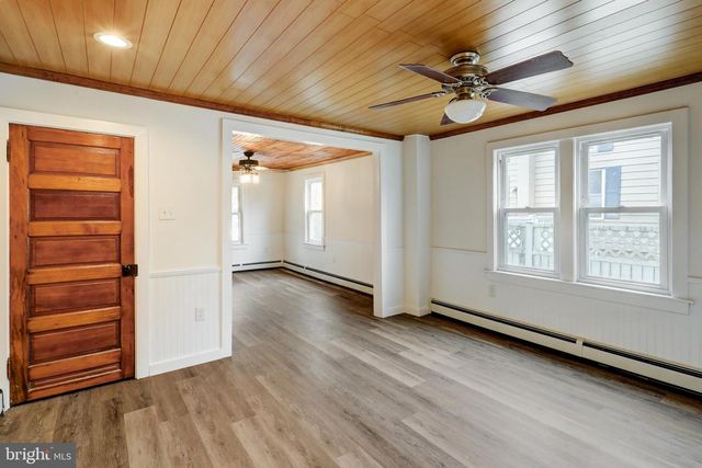 157 S WOLF ST, Manheim, PA 17545