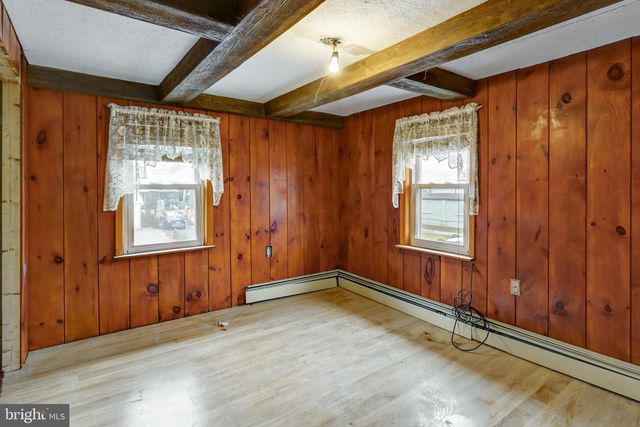 157 S WOLF ST, Manheim, PA 17545