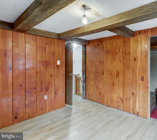 157 S WOLF ST, Manheim, PA 17545