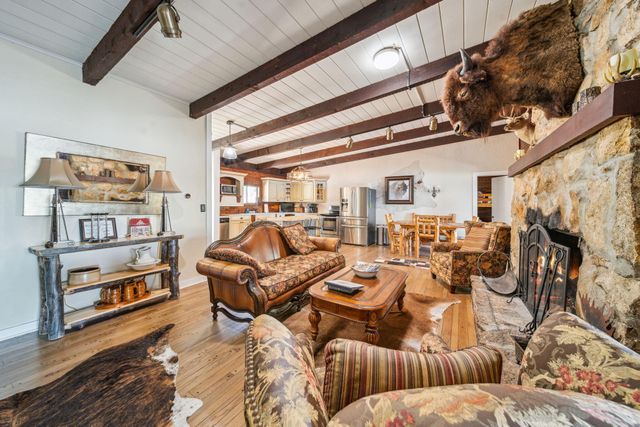 24280 S 610 Drive, Grove, OK 74344