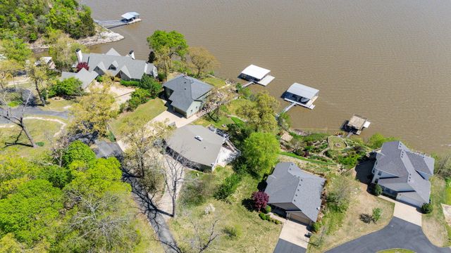 24280 S 610 Drive, Grove, OK 74344