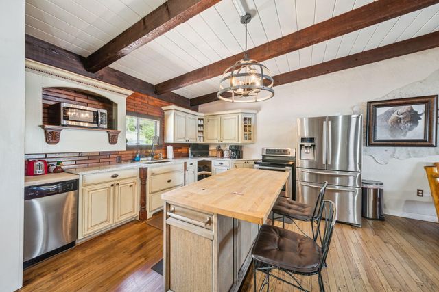 24280 S 610 Drive, Grove, OK 74344