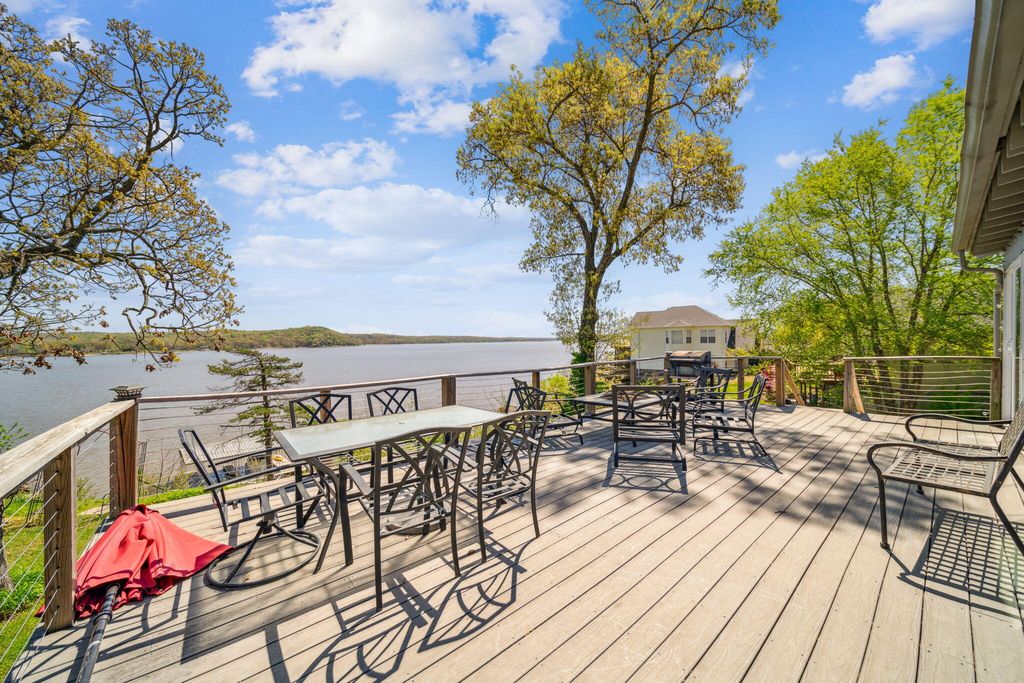 24280 S 610 Drive, Grove, OK 74344