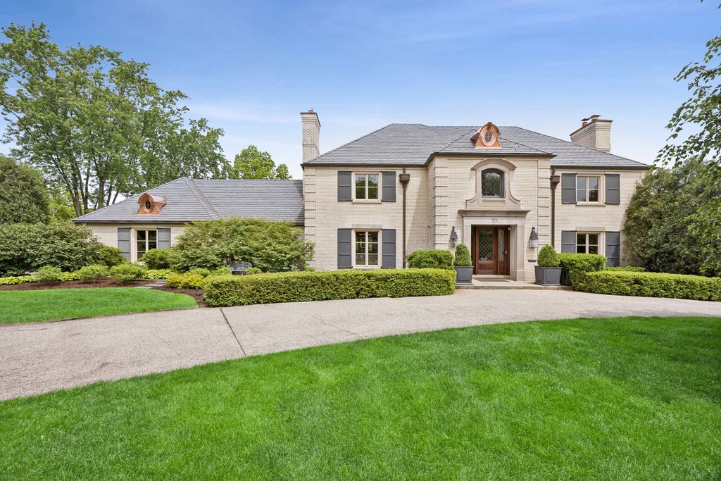 325 Princeton Road, Hinsdale, IL 60521