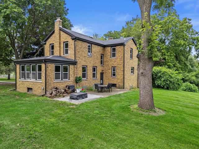 9149 29th AVENUE, Kenosha, WI 53143