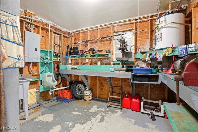 7692 Myrsine CIR, Bokeelia, FL 33922