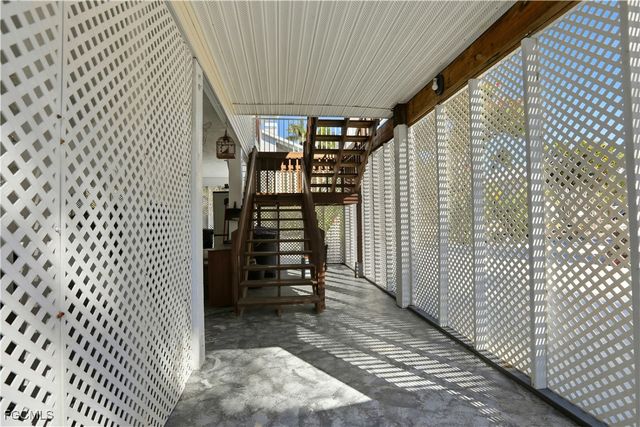 7692 Myrsine CIR, Bokeelia, FL 33922