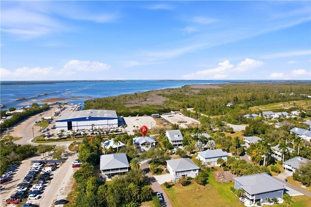 7692 Myrsine CIR, Bokeelia, FL 33922