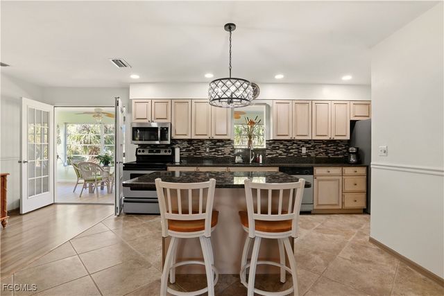 7692 Myrsine CIR, Bokeelia, FL 33922