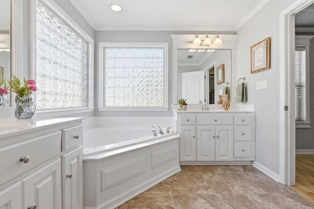 7124 E Ridge Drive, Sherwood, AR 72120