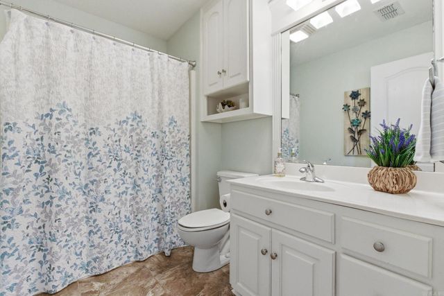 7124 E Ridge Drive, Sherwood, AR 72120