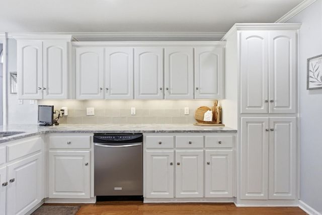 7124 E Ridge Drive, Sherwood, AR 72120