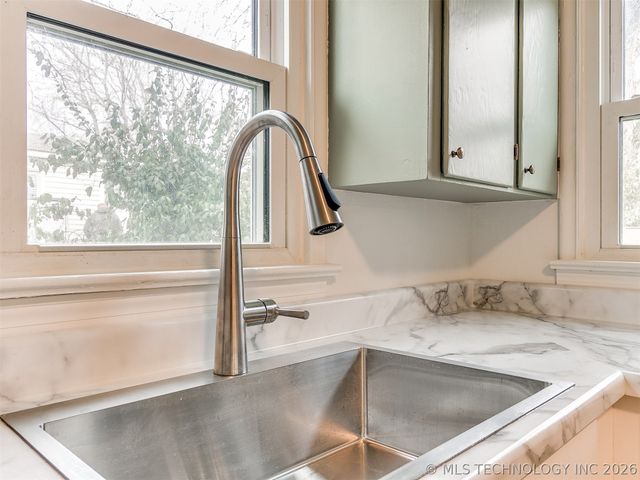 533 S Louisville Avenue, Tulsa, OK 74112