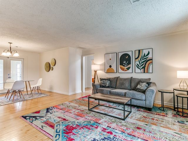 533 S Louisville Avenue, Tulsa, OK 74112