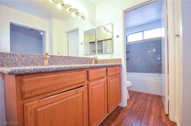 6762 Shelter Lane, Las Vegas, NV 89103