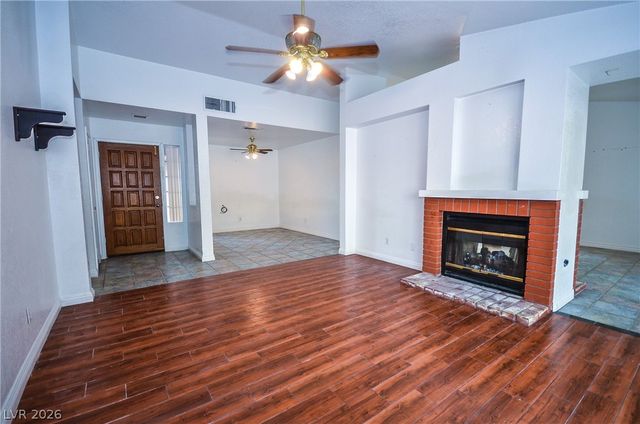 6762 Shelter Lane, Las Vegas, NV 89103