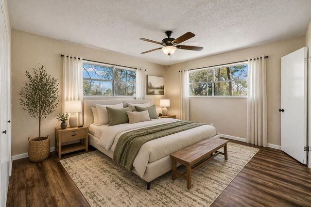 404 S 14th Street, West Columbia, TX 77486