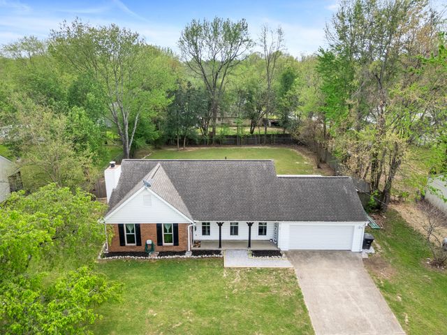 35 McGee Loop, Jackson, TN 38305