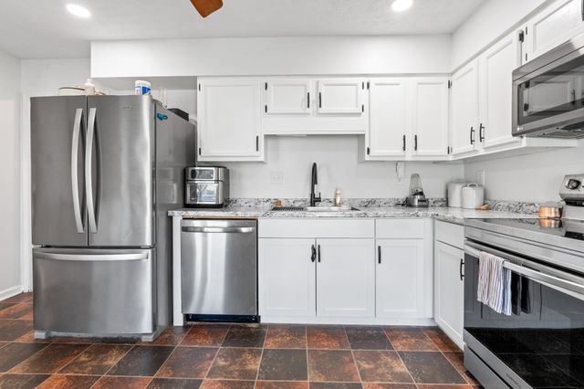 35 McGee Loop, Jackson, TN 38305