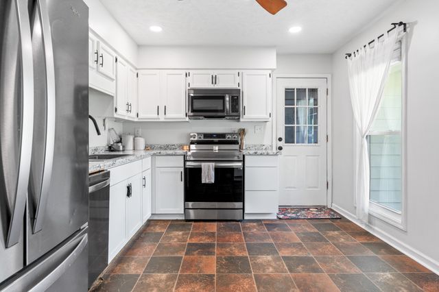 35 McGee Loop, Jackson, TN 38305