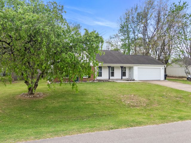 35 McGee Loop, Jackson, TN 38305