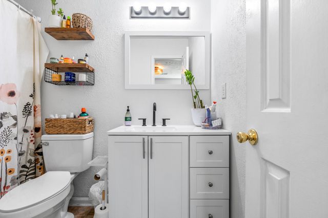 35 McGee Loop, Jackson, TN 38305