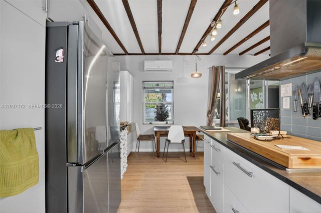 270 NW 106th St, Miami, FL 33150