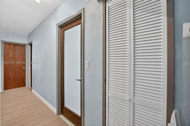 270 NW 106th St, Miami, FL 33150