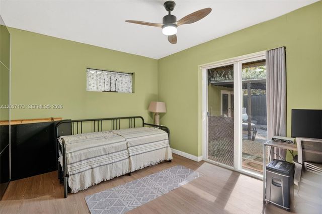 270 NW 106th St, Miami, FL 33150