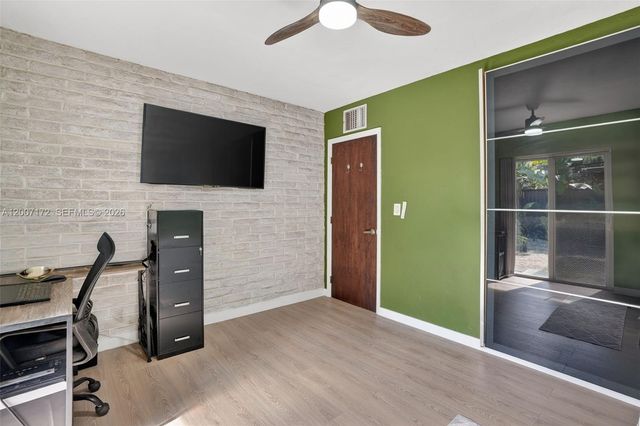 270 NW 106th St, Miami, FL 33150