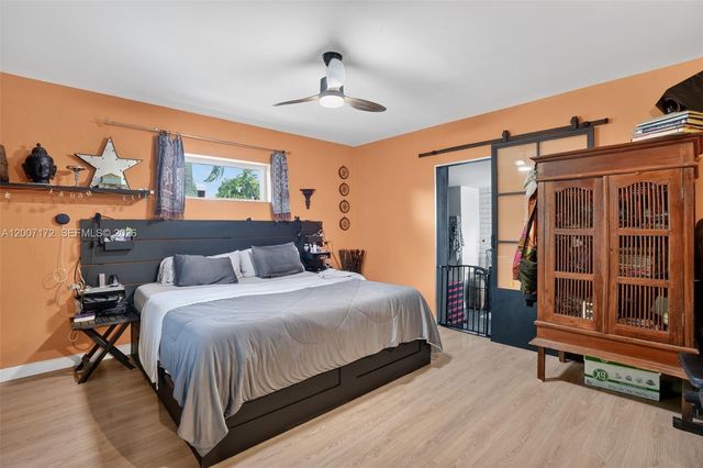 270 NW 106th St, Miami, FL 33150