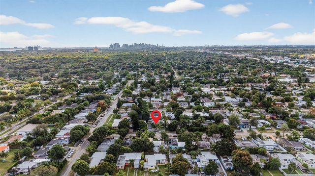 270 NW 106th St, Miami, FL 33150
