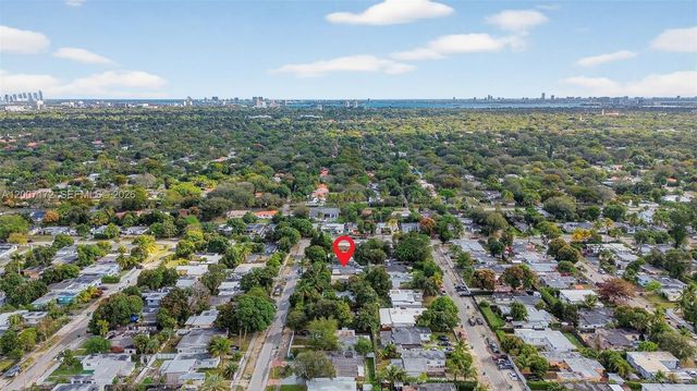 270 NW 106th St, Miami, FL 33150