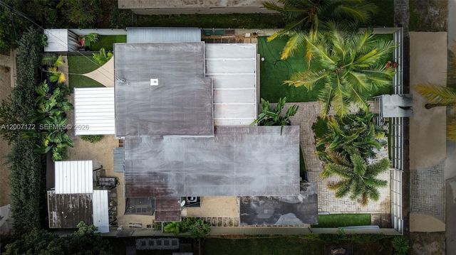 270 NW 106th St, Miami, FL 33150