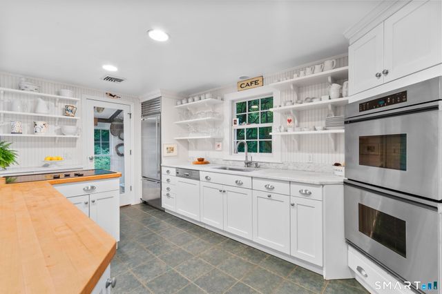 211 Newtown Turnpike, Wilton, CT 06897