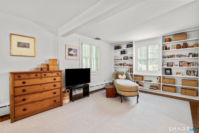 211 Newtown Turnpike, Wilton, CT 06897