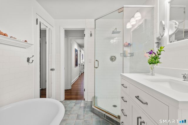 211 Newtown Turnpike, Wilton, CT 06897