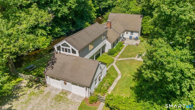 211 Newtown Turnpike, Wilton, CT 06897