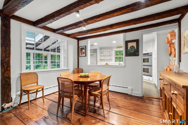 211 Newtown Turnpike, Wilton, CT 06897