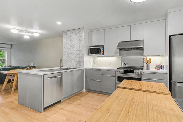 306 Redrock Drive, Burlington, VT 05401