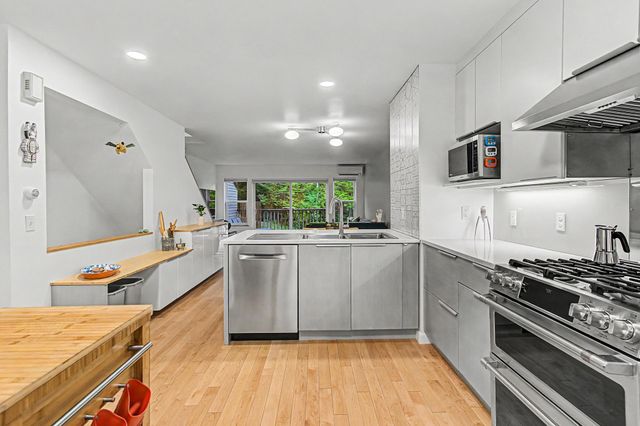 306 Redrock Drive, Burlington, VT 05401