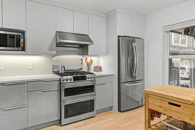 306 Redrock Drive, Burlington, VT 05401