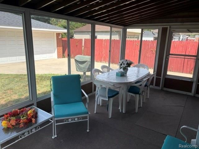 29515 Milton Avenue, Madison Heights, MI 48071