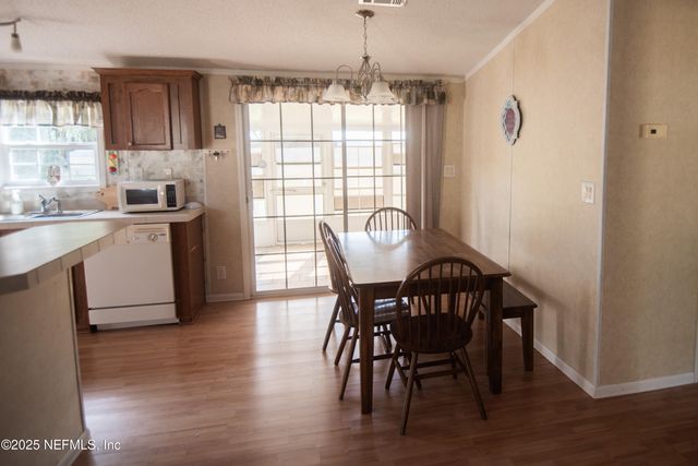 107 FOLKLORE Drive, Satsuma, FL 32189