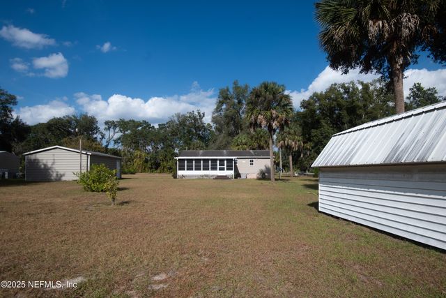 107 FOLKLORE Drive, Satsuma, FL 32189