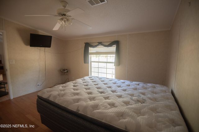 107 FOLKLORE Drive, Satsuma, FL 32189