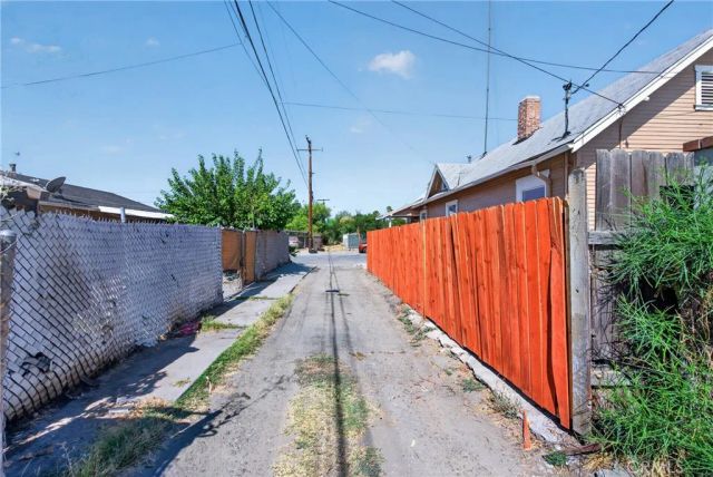983 Wall Avenue, San Bernardino, CA 92410