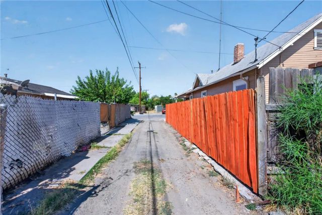 983 Wall Avenue, San Bernardino, CA 92410