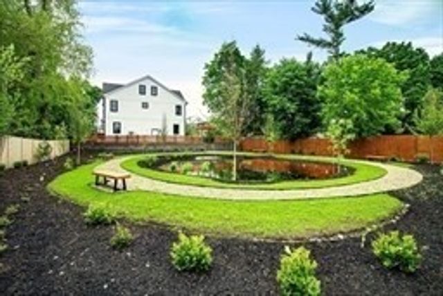 280 Nevada 280, Newton, MA 02460